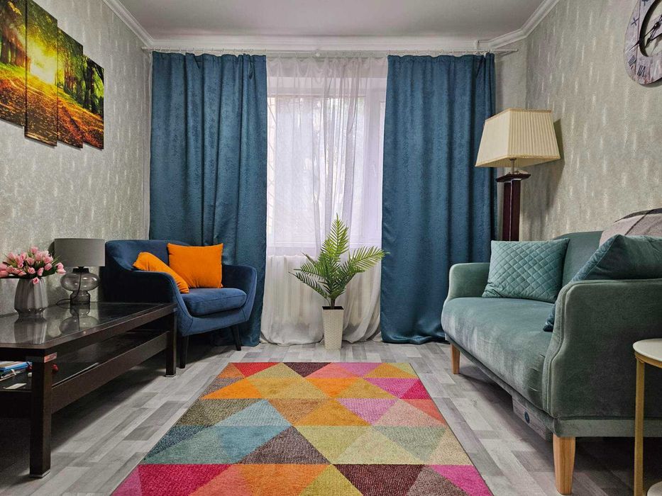 Продам офис 45 кв.м. Бочарова 6