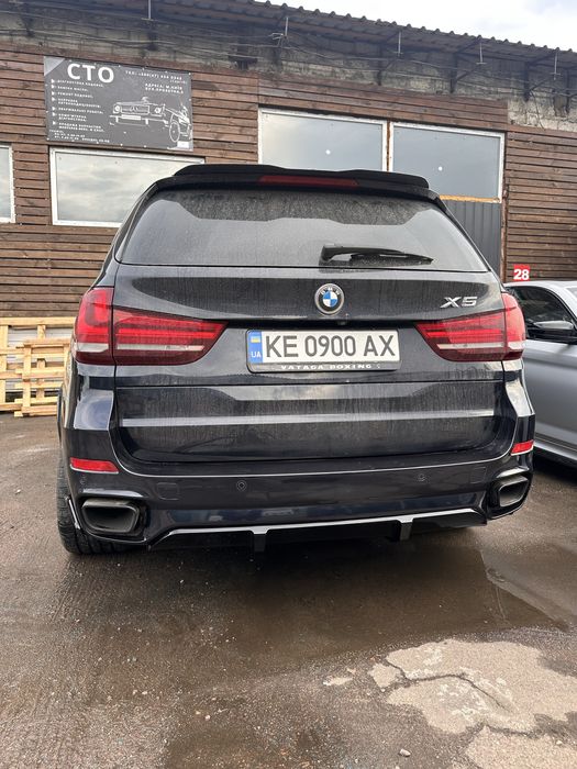 Комплект обвеса BMW X5 F15 M-Performance (Черный глянцевый) накладки