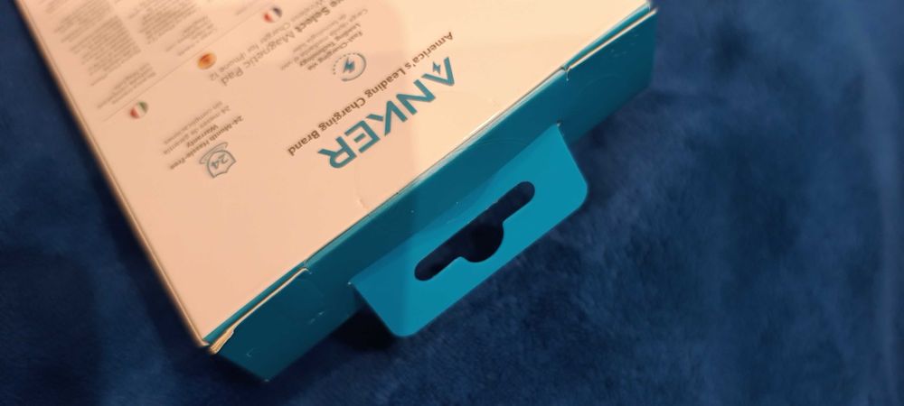 Nowa nieotwierana ładowarka indukcyjna ANKER PowerWave 10W MagSafe