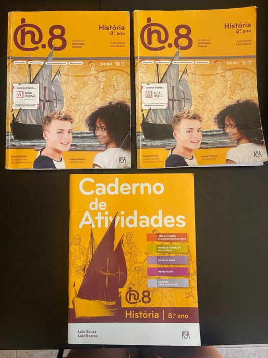 Manuais escolares 8° ano