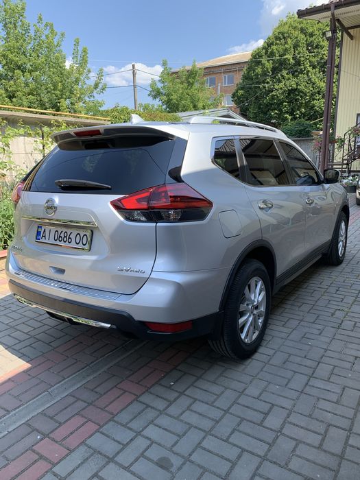 Продам авто Нісан рог