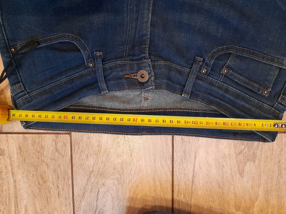 Spodnie levis 29