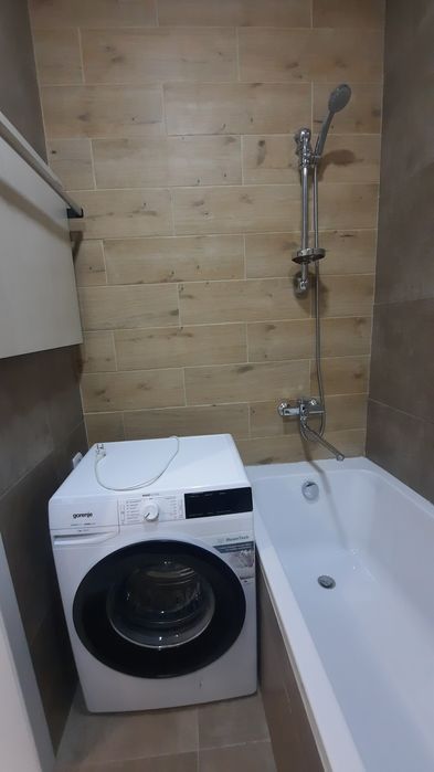 Продам 2 кв по Сертификату,VIP класса АО сталинка пр-ктСвободы 55000$