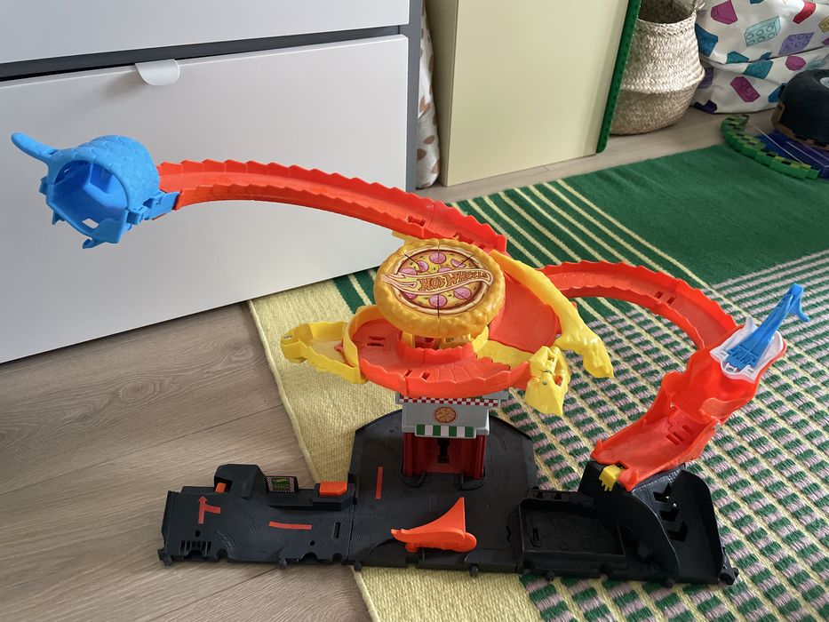 hot wheels pizza
