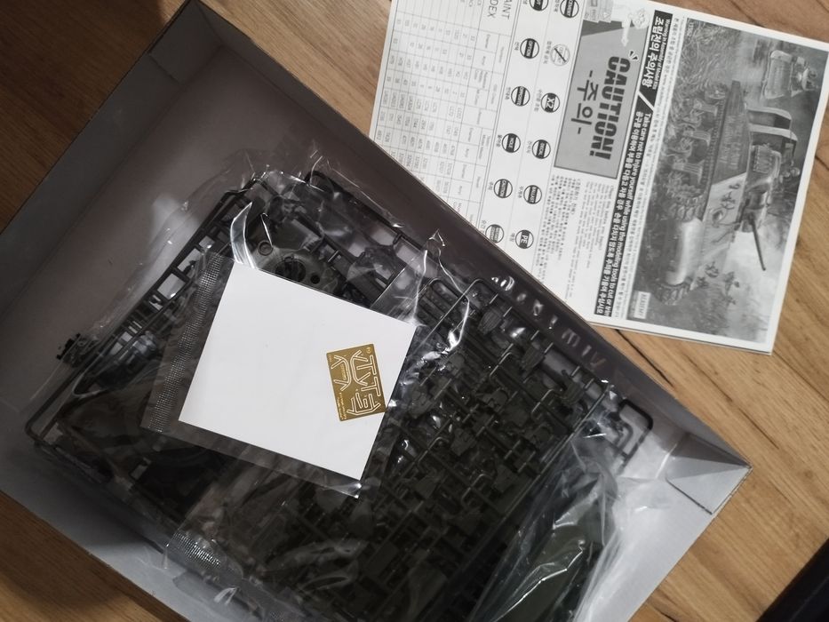 Model USMC M4A2 (75) "Pacific Theater"