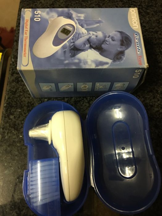 termómetro de ouvido digital