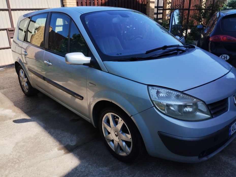 Renault Megane Grand Scenic 2