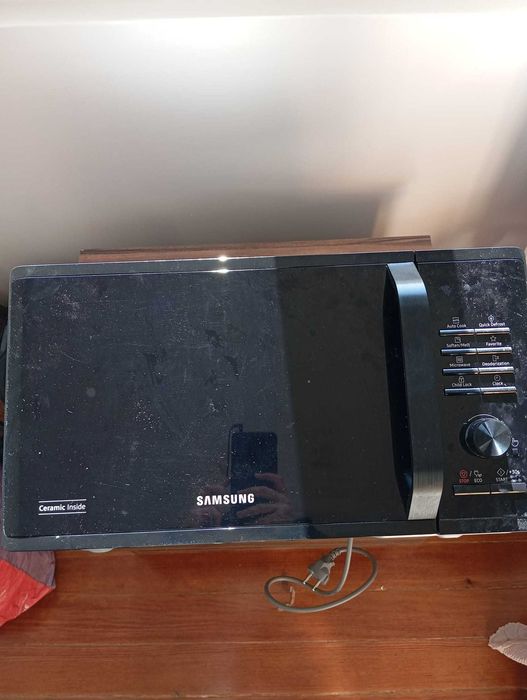 Microondas Samsung MS23K3515AK