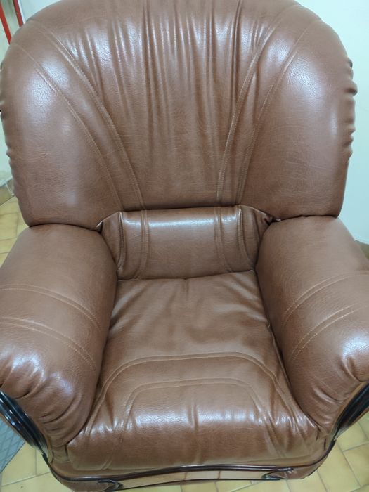 Sofá 3 lugares mais poltrona