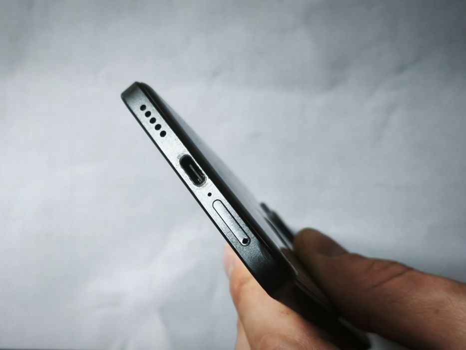 Продам Poco X6 Pro 5G 12/512 Black