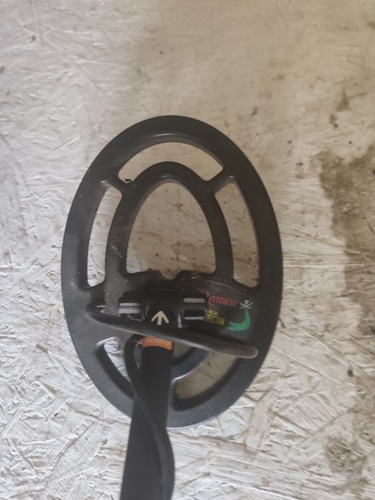 Продам метало искатель состояние новое