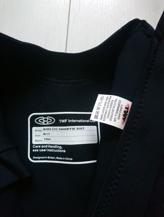Дитячий гідрокостюм на 10-11 років Wetsuits