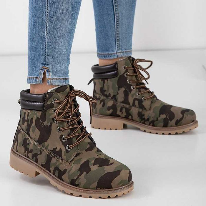 Nowe trapery moro rozmiar 36