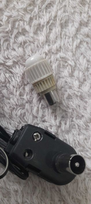 Wtyk antenowy używany