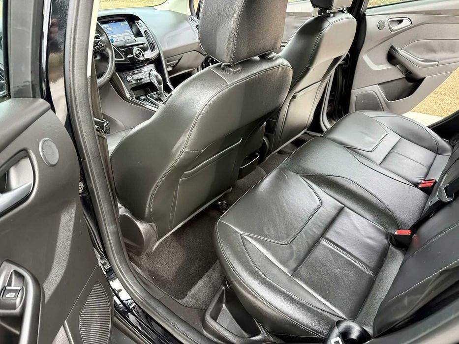 Ford Focus Titanium      2018