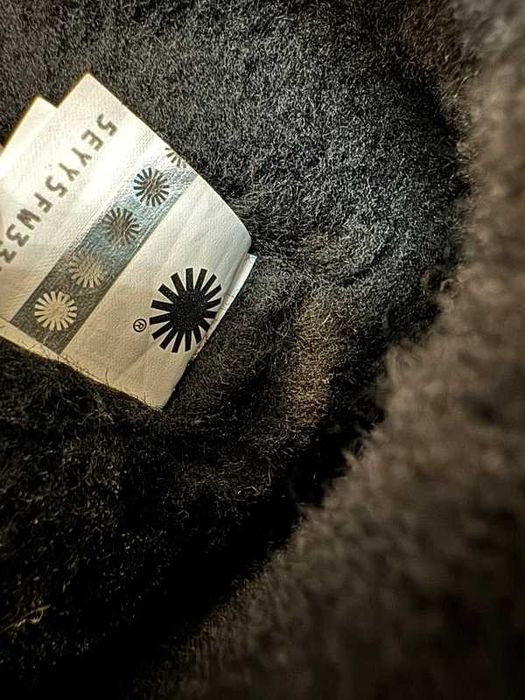 UGG Classic Short Ugg Rubber Logo 39 śniegowce damskie botki zimowe