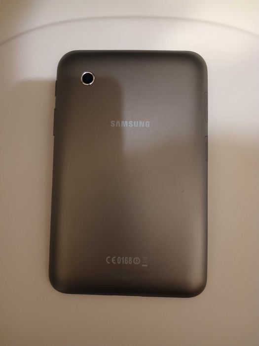 sprzedam aparat cyfrowy Panasonic, oraz tablet Samsung 7"