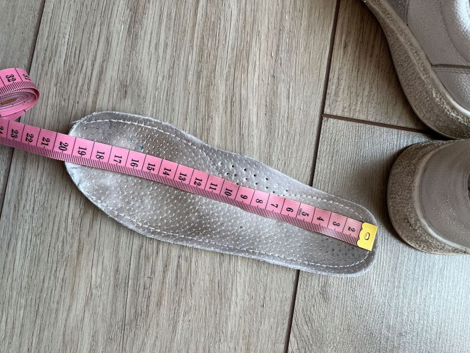 Кросівки дитячі весна