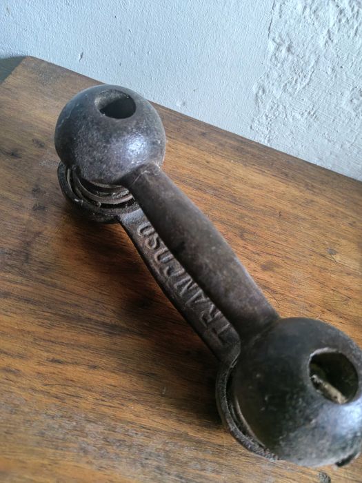 Antiguidade de halterofilismo, exercitar os músculos das mãos