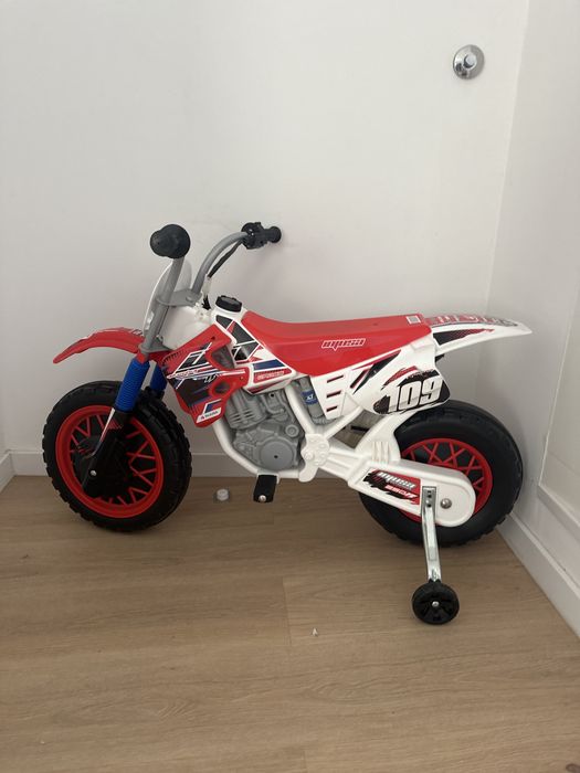 Mota de brincar Musq