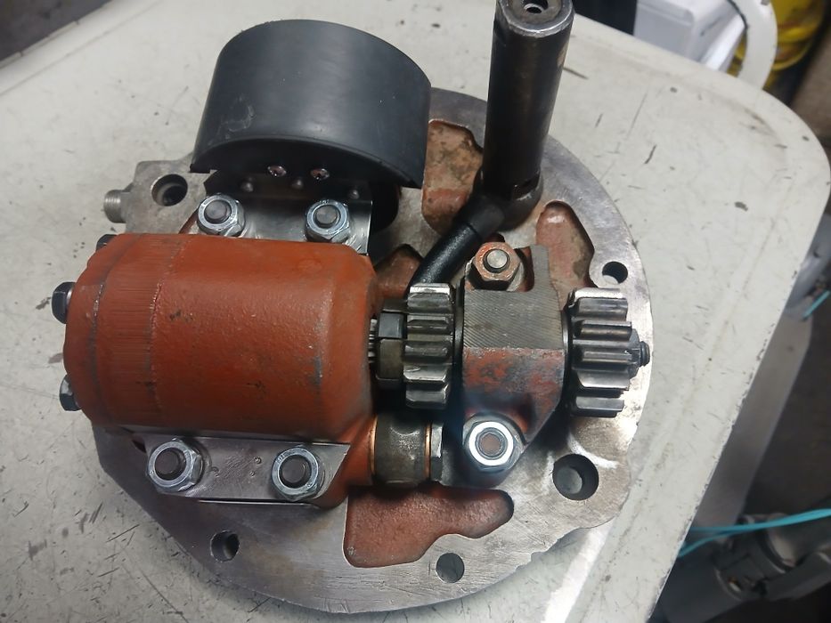 Pokrywa  Pompy Z WYJŚCIEM TUR POMPA C-360