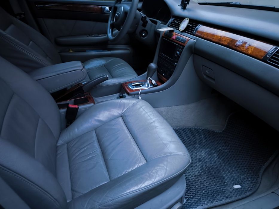 Ауді А6с5 2005 року випуску дизель 2.5