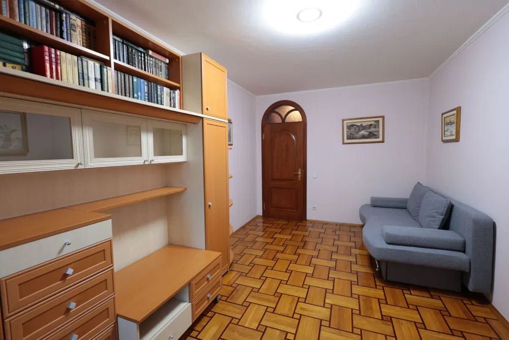 3к квартира, Київ, Б.Гмирі,  6й поверх. Позняки,  пр-т  Бажана