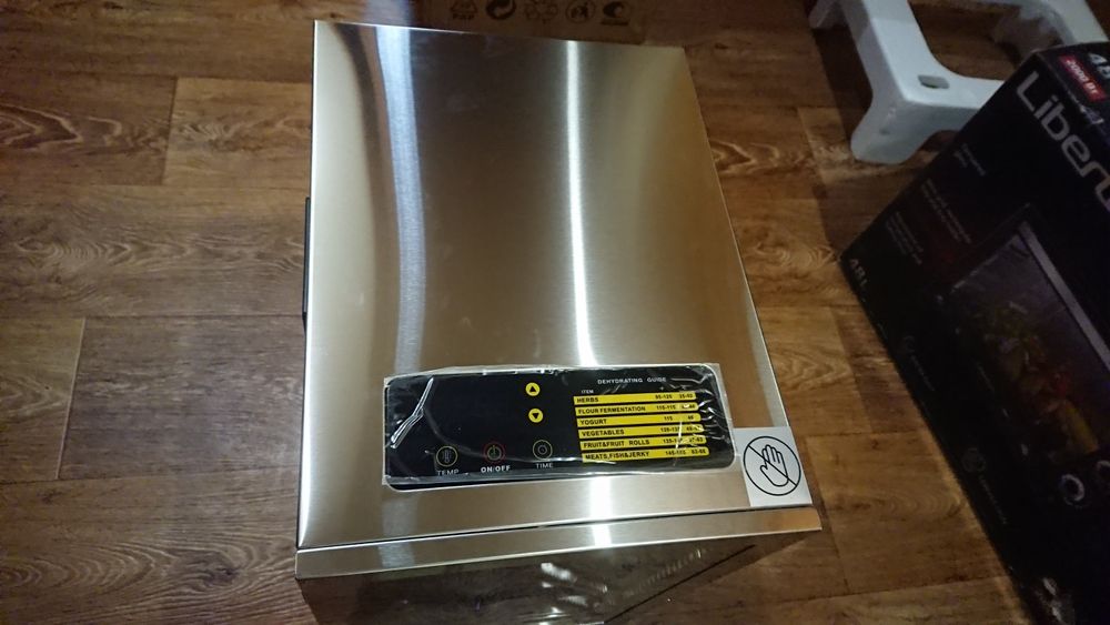 Продам сушилку для фруктов, овощей, мяса, рыбы, кондитерки 12 ящиков