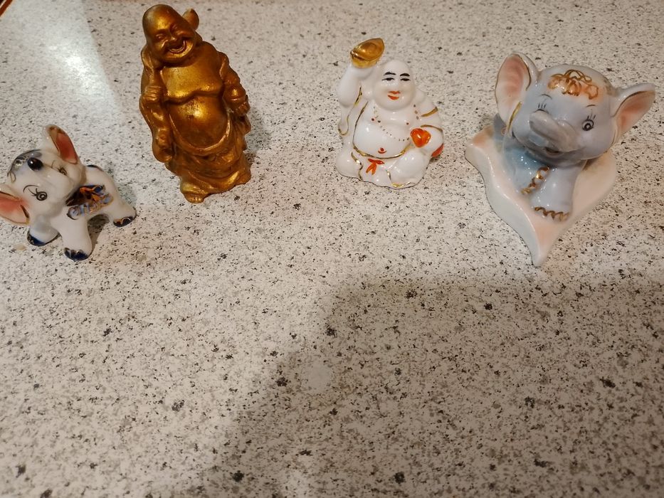 Статуэтки разные