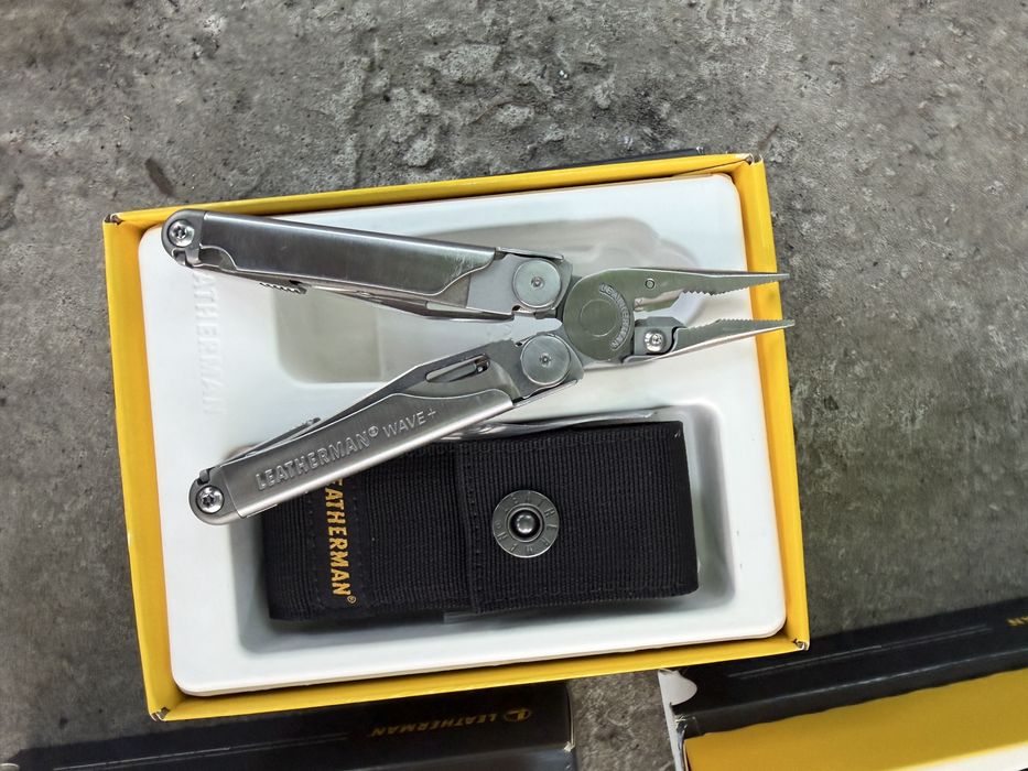 Мультитул Leatherman charge plus + tti