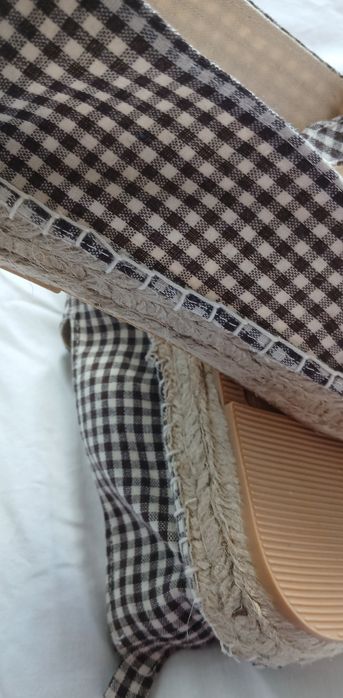 Espadryle. Nowe? Rozm.38 kratka biało brązowa