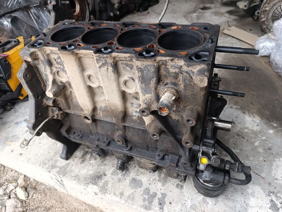 Блок циліндрів двигуна 2.0 D 20T2N Land rover Freelander 1 хонда