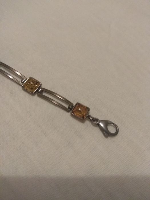 Srebro i Bursztyny, elegancka bransoletka