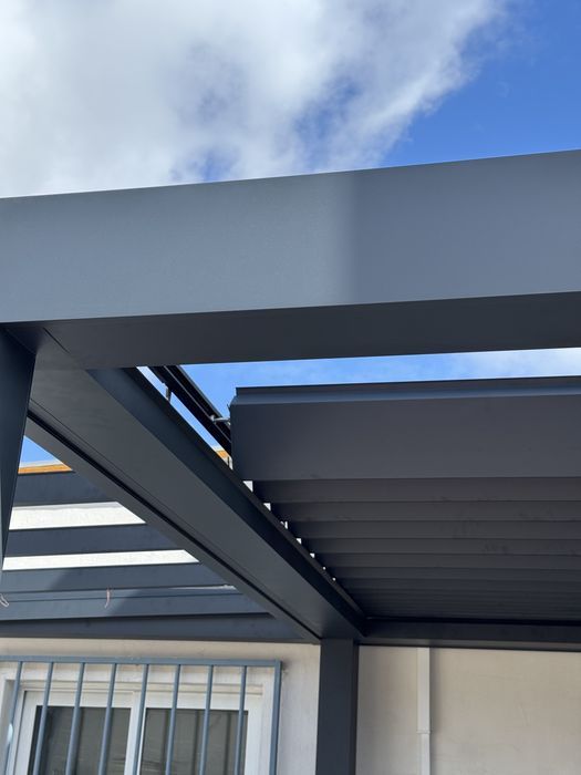 Fabrico por medida Pérgolas sistema Bioclimática e sistema Varanda