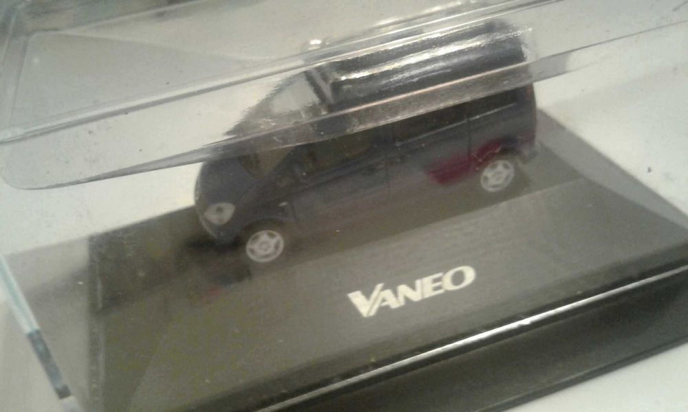 Mercedes VANEO w skali 1:87 nowy