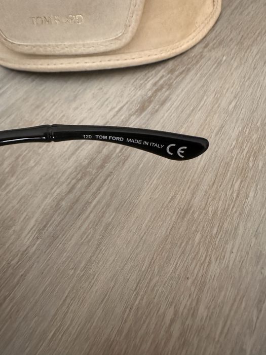 Vendo oculos de sol Tom Ford -  Edição Limitada -pretos