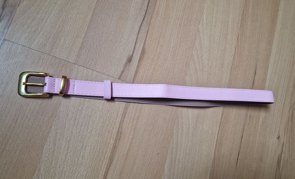 Sprzedam pasek damski różowy Nowy