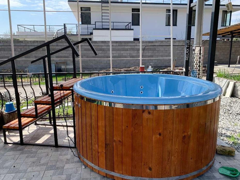 Виробники чанів джакузі. Мобільний чан Басейн Баня Сауна Купіль