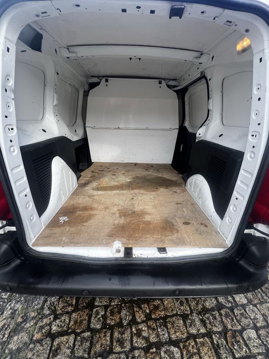 Citroën Berlingo 1.6 HDi 90 CV/ 2010  / IVA DEDUTIVEL