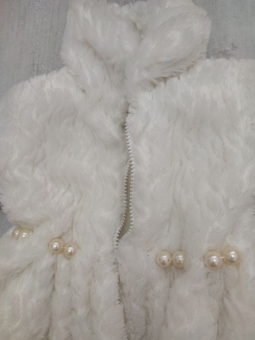 Płaszczyk białe futerko 86 92