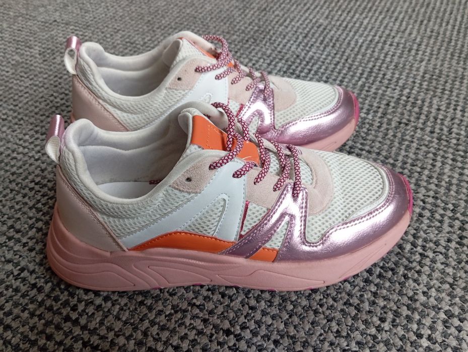 Buty damskie sneakersy marki POSH by Poelma r. 38