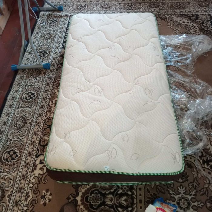 Продам дитячий матрац в гарному стані (новий)