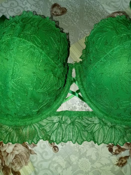 Бюстгалтери 6шт.на 95D