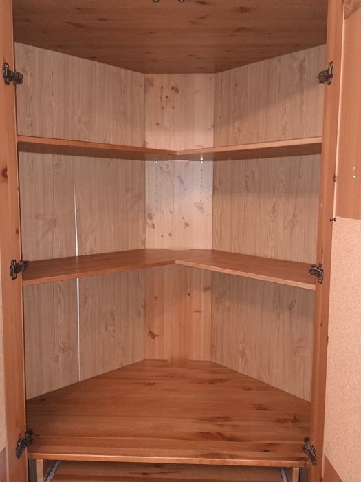 Biurko narożne zabudowane