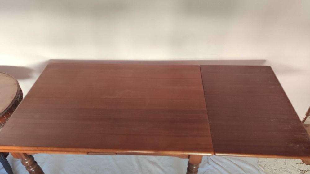 Mesa de Jantar extensível - Madeira Maçica