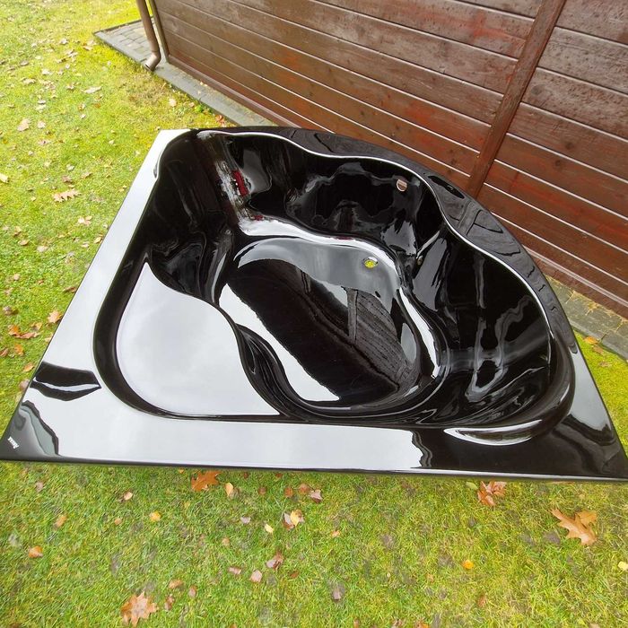 sprzedam nową wannę czarna perła 150x150