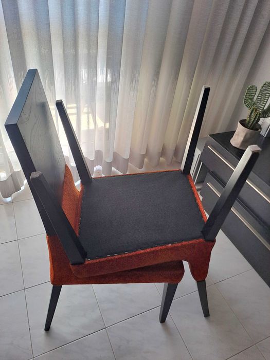 Mesa de Sala Jantar em Carvalho