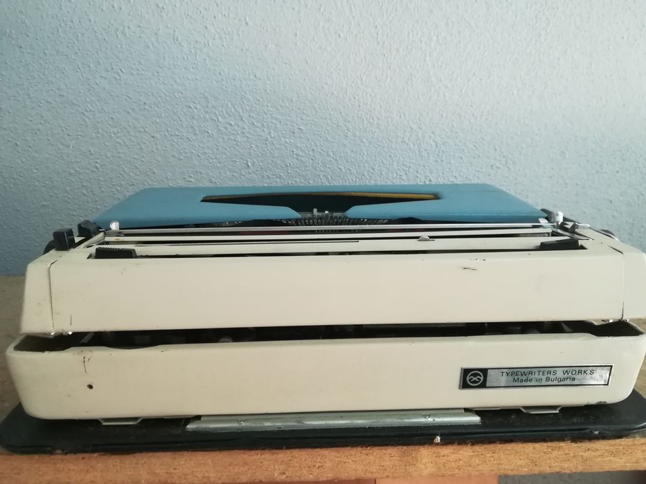 Máquina escrever64297962147458122