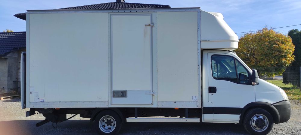 kontener wymiary 4,20x 2,10 m