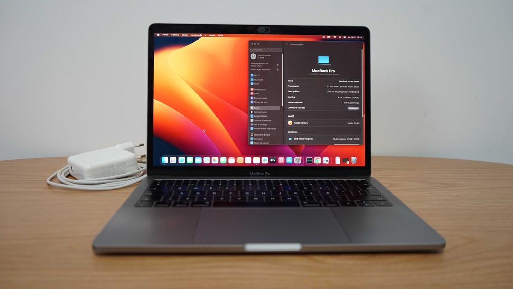 MacBook Pro 13’’ 2017 | 128GB  | 8GB RAM | Dual-Core Intel Core i5